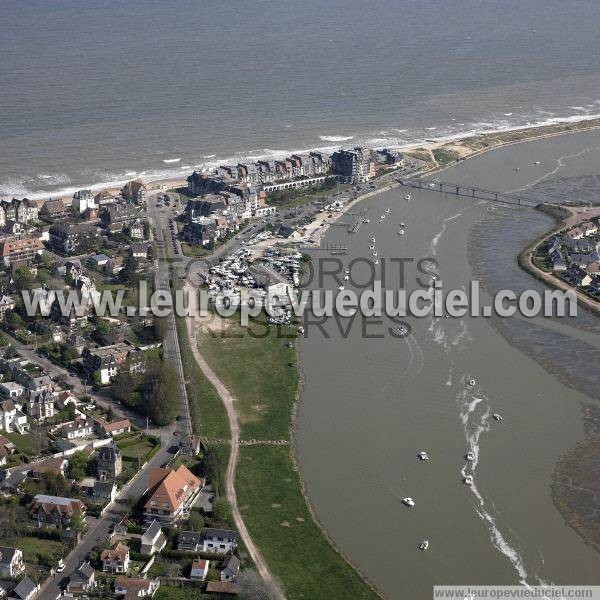 Photo aérienne de Cabourg