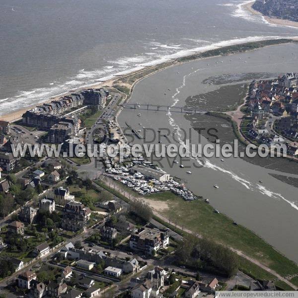 Photo aérienne de Cabourg