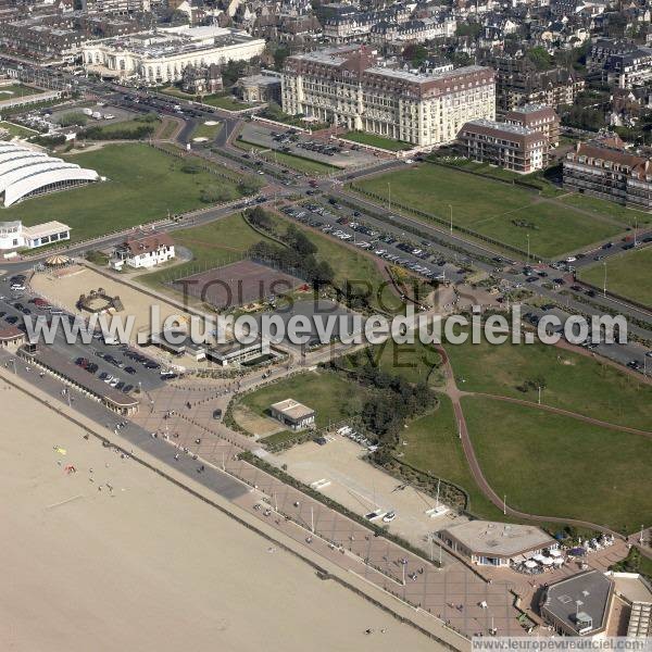 Photo aérienne de Deauville