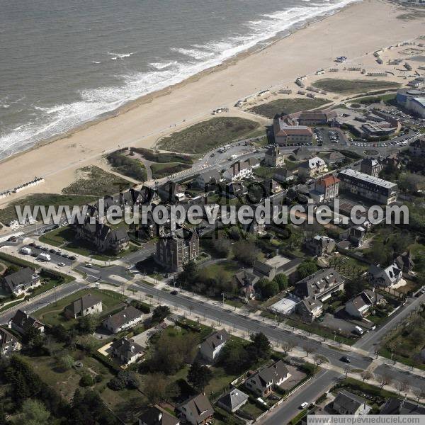 Photo aérienne de Ouistreham