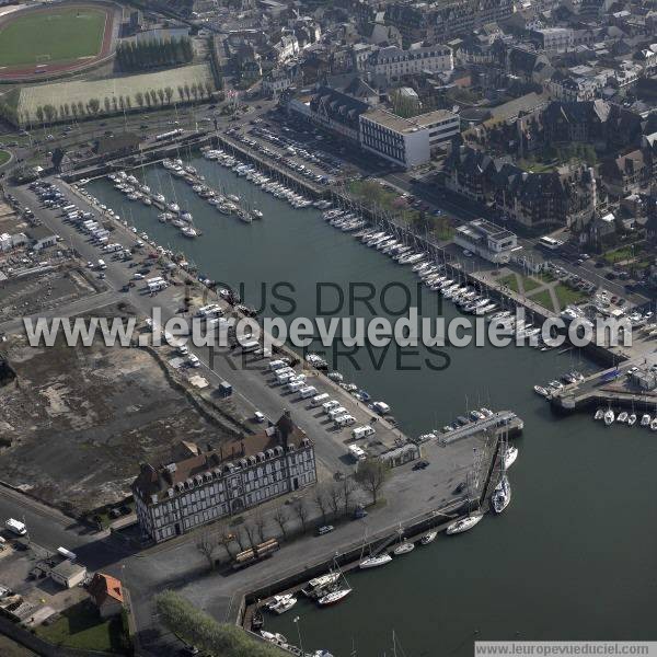 Photo aérienne de Deauville