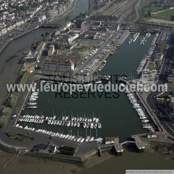 Photo aérienne de Deauville