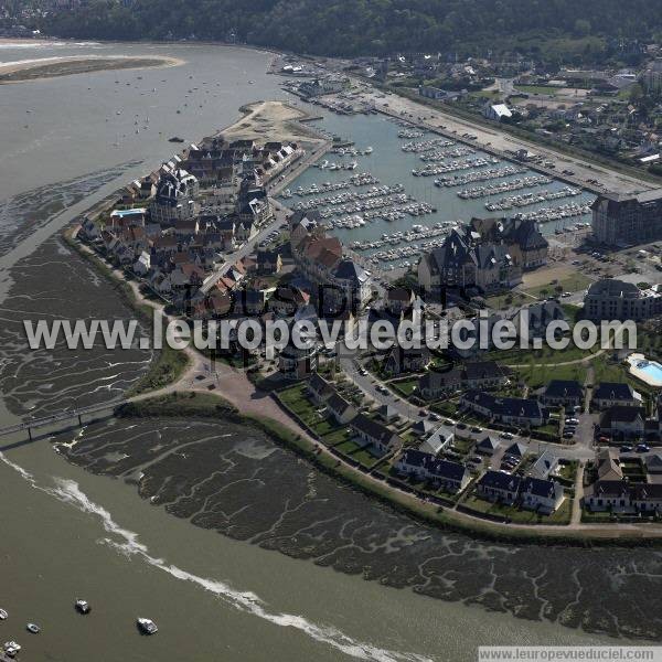 Photo aérienne de Dives-sur-Mer