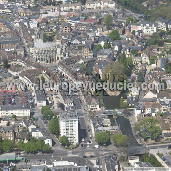 Photo aérienne de Louviers