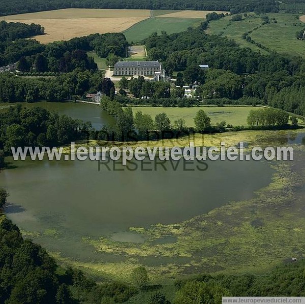 Photo aérienne de Fontaine-Chaalis