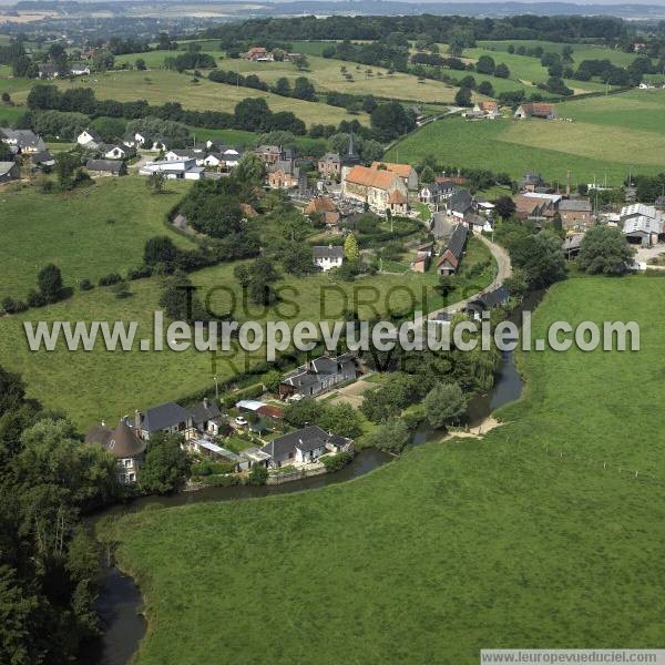 Photo aérienne de Neuville-Ferrires