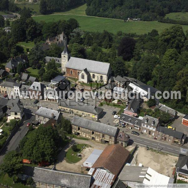 Photo aérienne de Saint-Victor-l'Abbaye