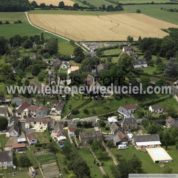 Photo aérienne de Bazincourt-sur-Epte