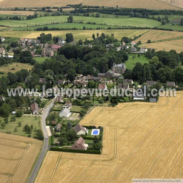 Photo aérienne de Bazincourt-sur-Epte