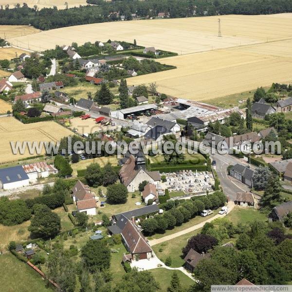 Photo aérienne de Buis-sur-Damville Photo aérienne de Buis-sur-Damville