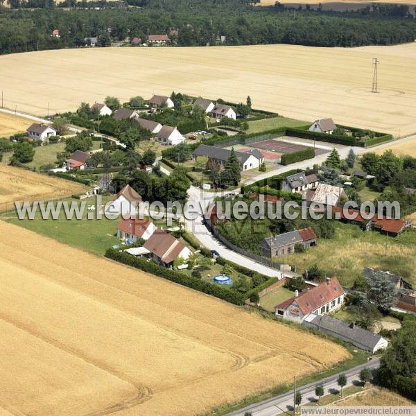 Photo aérienne de Buis-sur-Damville Photo aérienne de Buis-sur-Damville