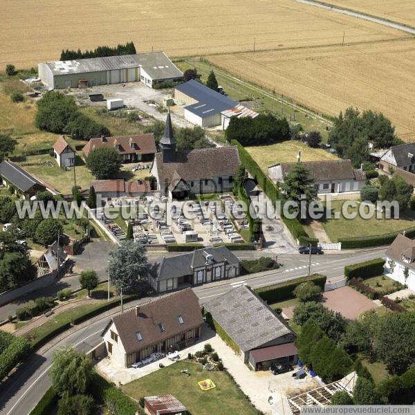 Photo aérienne de Buis-sur-Damville Photo aérienne de Buis-sur-Damville