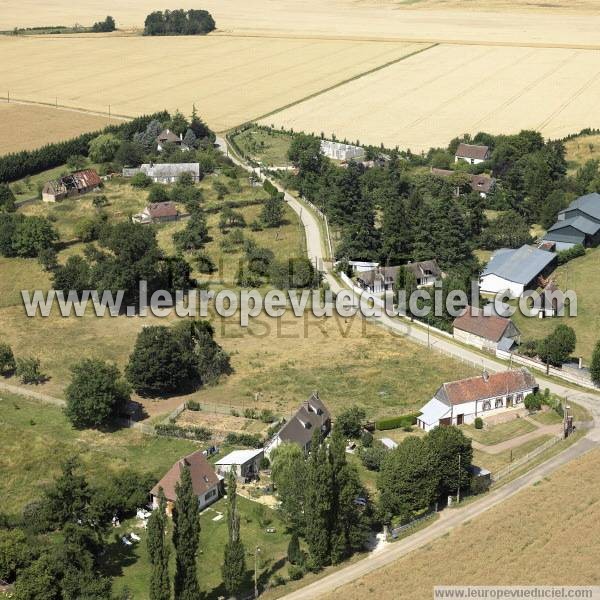 Photo aérienne de Buis-sur-Damville Photo aérienne de Buis-sur-Damville