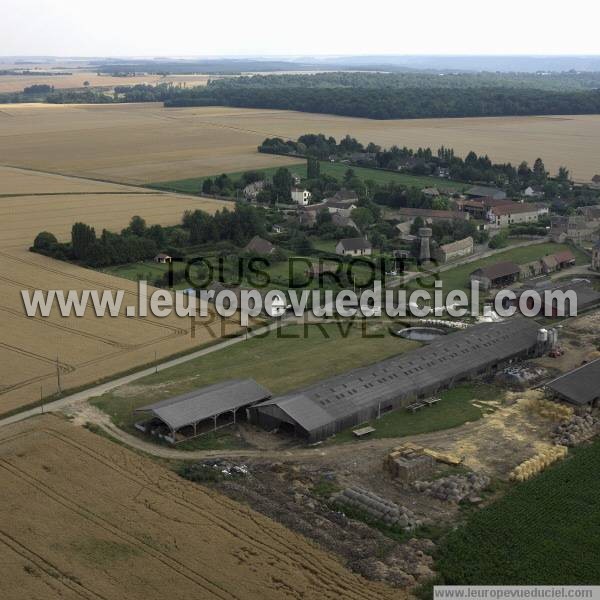 Photo aérienne de Douains