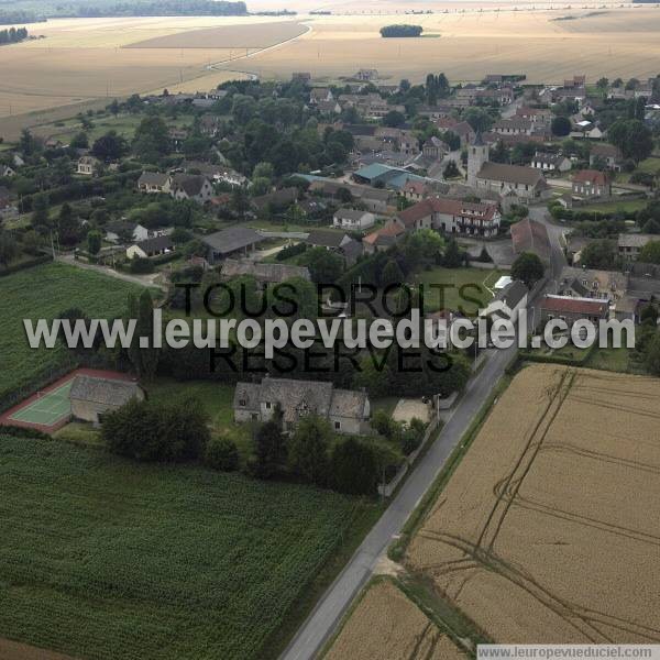 Photo aérienne de Douains