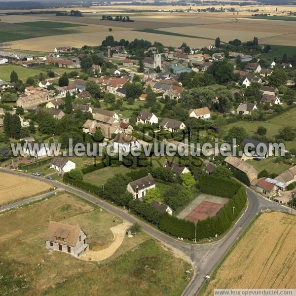 Photo aérienne de Douains