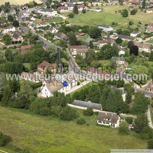 Photo a&eacute;rienne de Hondouville