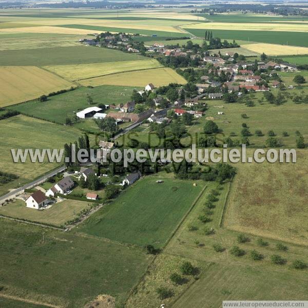 Photo aérienne de Mzires-en-Vexin