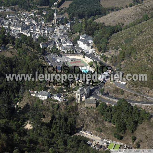 Photo aérienne de Chaudes-Aigues