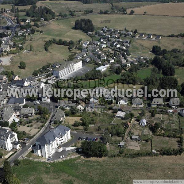 Photo aérienne de Montsalvy