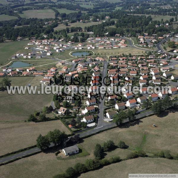 Photo aérienne de Naucelles