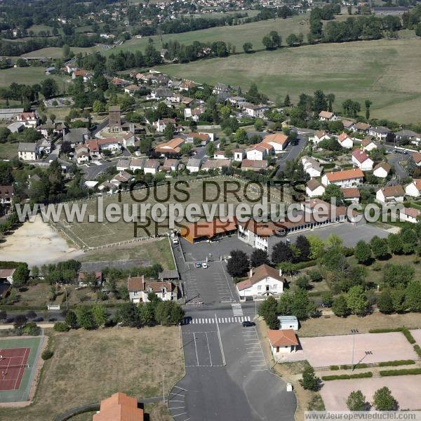 Photo aérienne de Naucelles