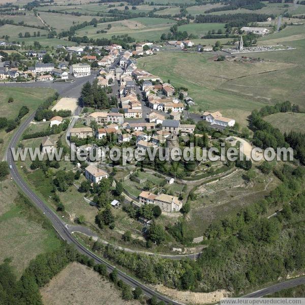 Photo aérienne de Ruynes-en-Margeride