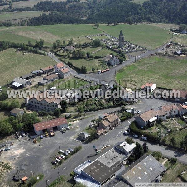 Photo aérienne de Ruynes-en-Margeride