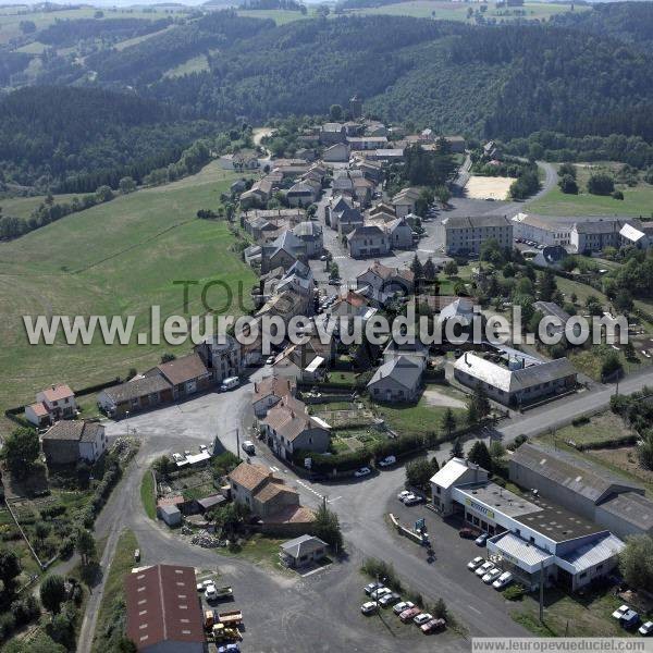 Photo aérienne de Ruynes-en-Margeride