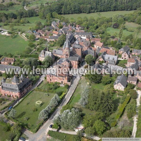 Photo aérienne de Collonges-la-Rouge