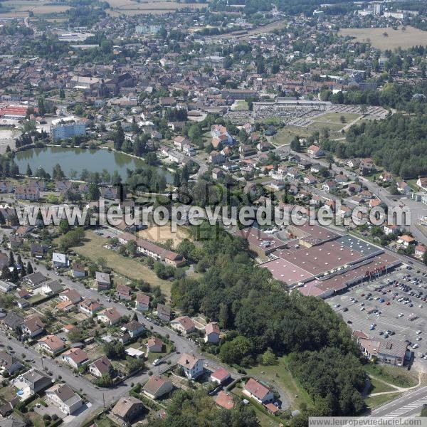 Photo aérienne de Luxeuil-les-Bains