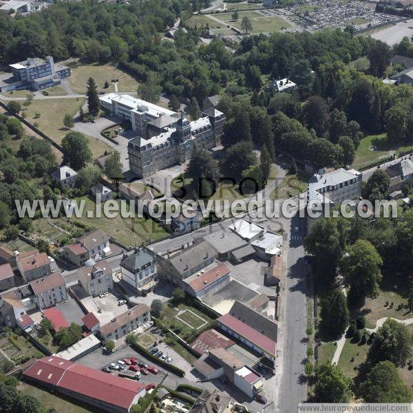 Photo aérienne de Luxeuil-les-Bains