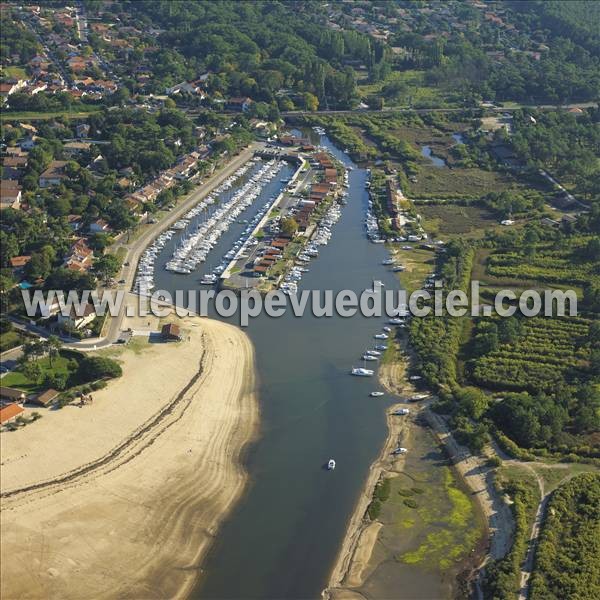 Photo aérienne de Gujan-Mestras