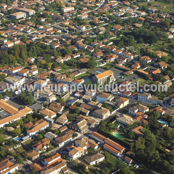 Photo aérienne de Gujan-Mestras