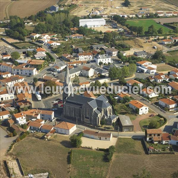 Photo aérienne de Grosbreuil