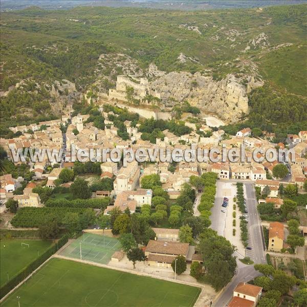 Photo aérienne de Boulbon