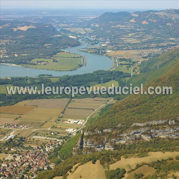 Photo aérienne de Serrires-de-Briord