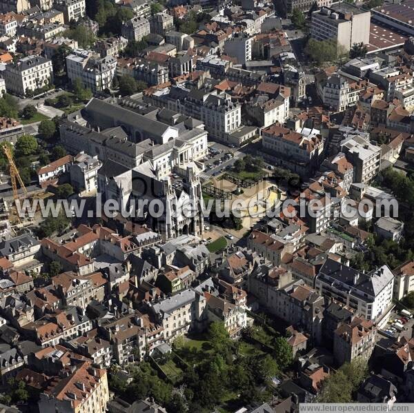 Photo aérienne de Pau Photo aérienne de Pau
