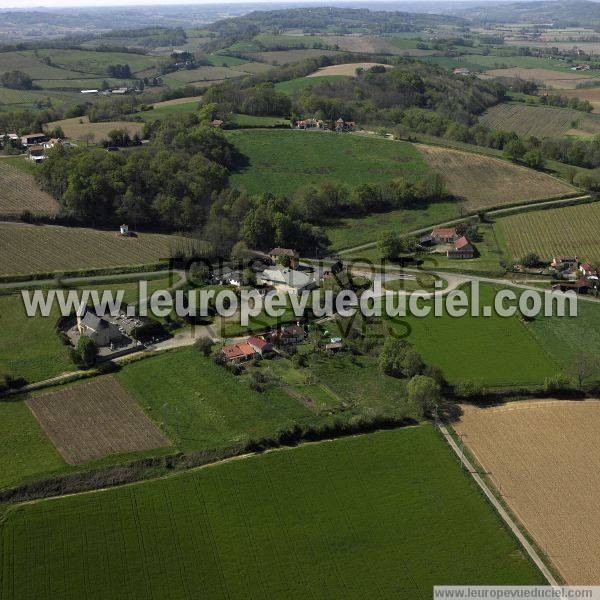 Photo aérienne de Aurions-Idernes