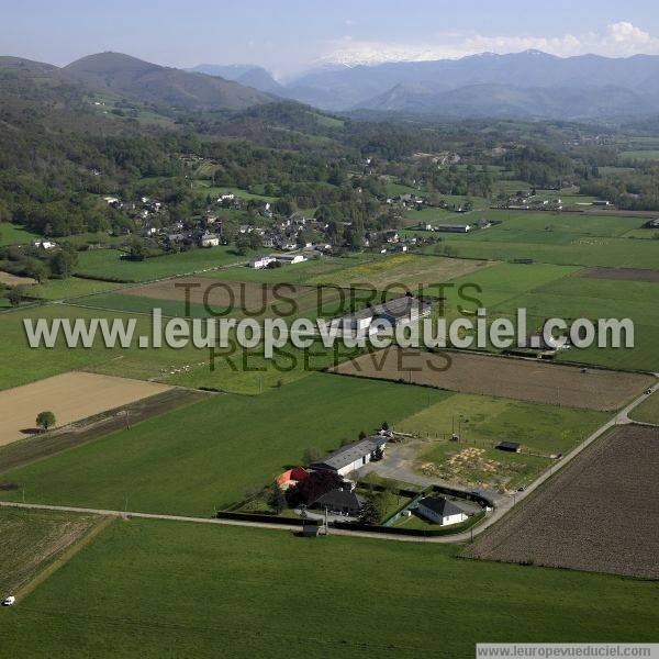 Photo aérienne de Gotein-Libarrenx