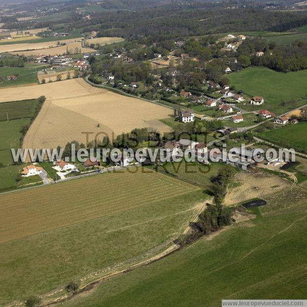 Photo aérienne de Labastide-Monrjeau