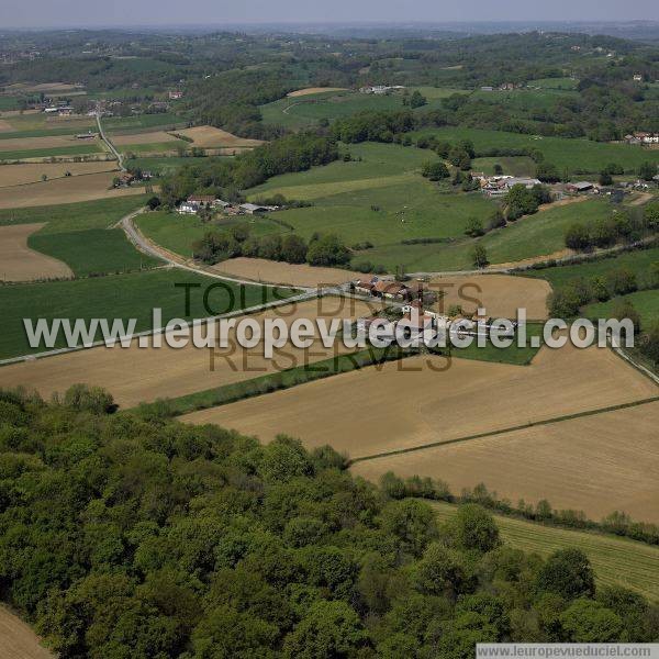 Photo aérienne de Larreule