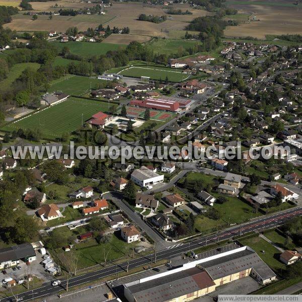 Photo aérienne de Serres-Castet