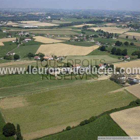 Photo aérienne de Bhasque-Lapiste