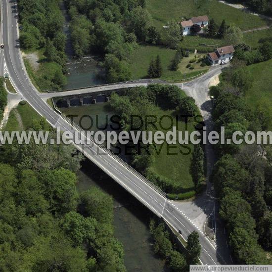 Photo aérienne de Bhasque-Lapiste