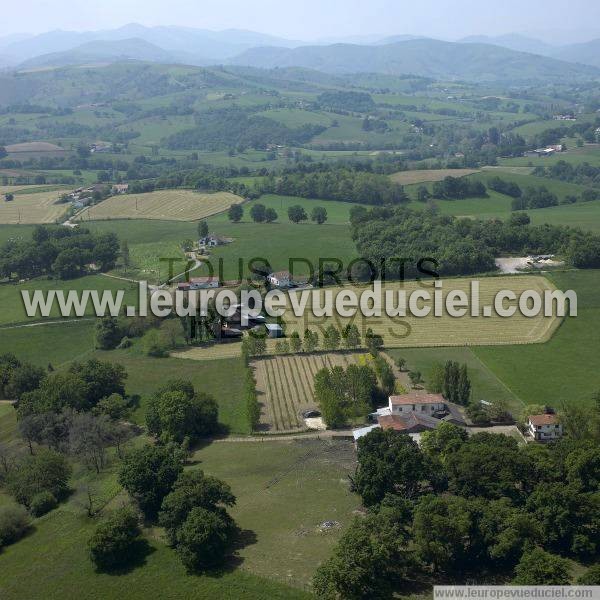 Photo aérienne de Larribar-Sorhapuru