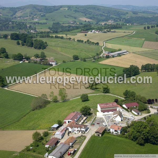 Photo aérienne de Larribar-Sorhapuru