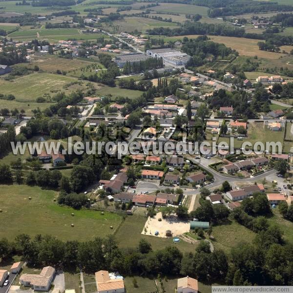 Photo aérienne de Saint-Philbert-de-Grand-Lieu