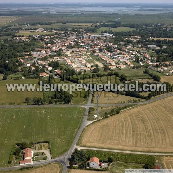 Photo aérienne de Saint-Lumine-de-Coutais