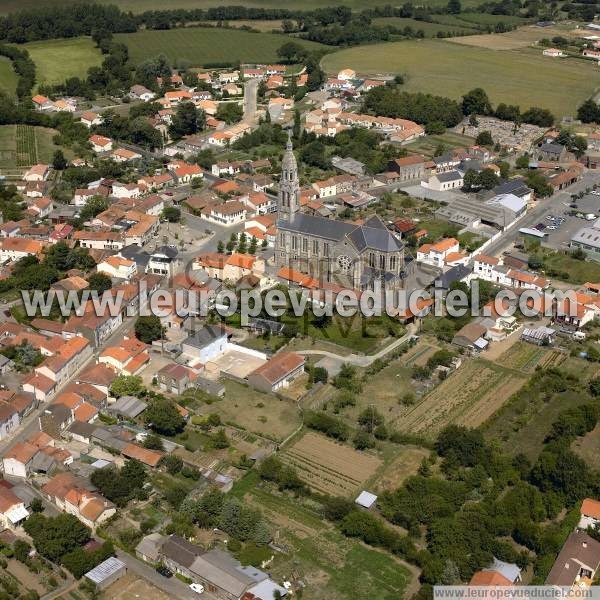 Photo aérienne de Saint-Lumine-de-Coutais